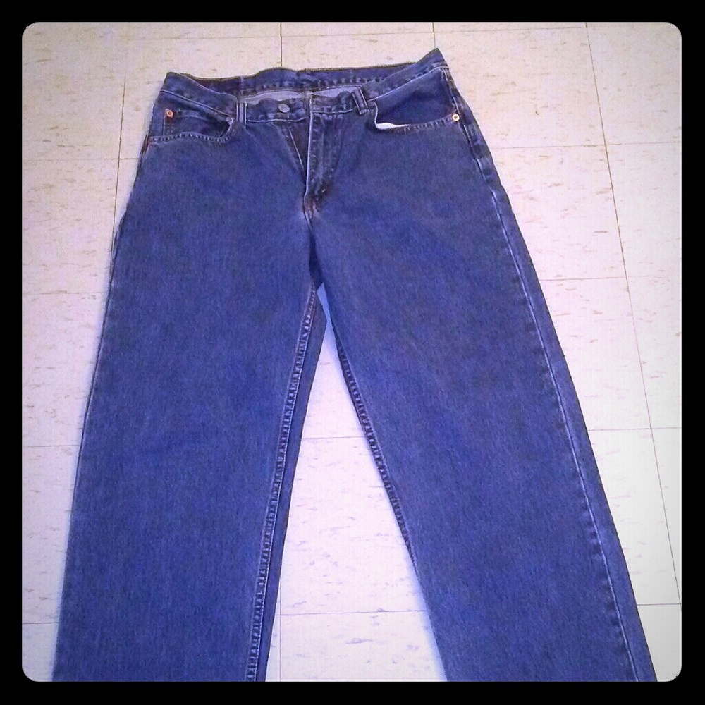 Levi 550 blue jeans